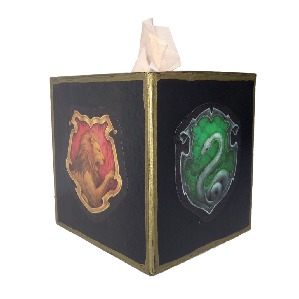 geekymcfangirl-harry-potter-room-decor-hogwarts-houses-tissue-box